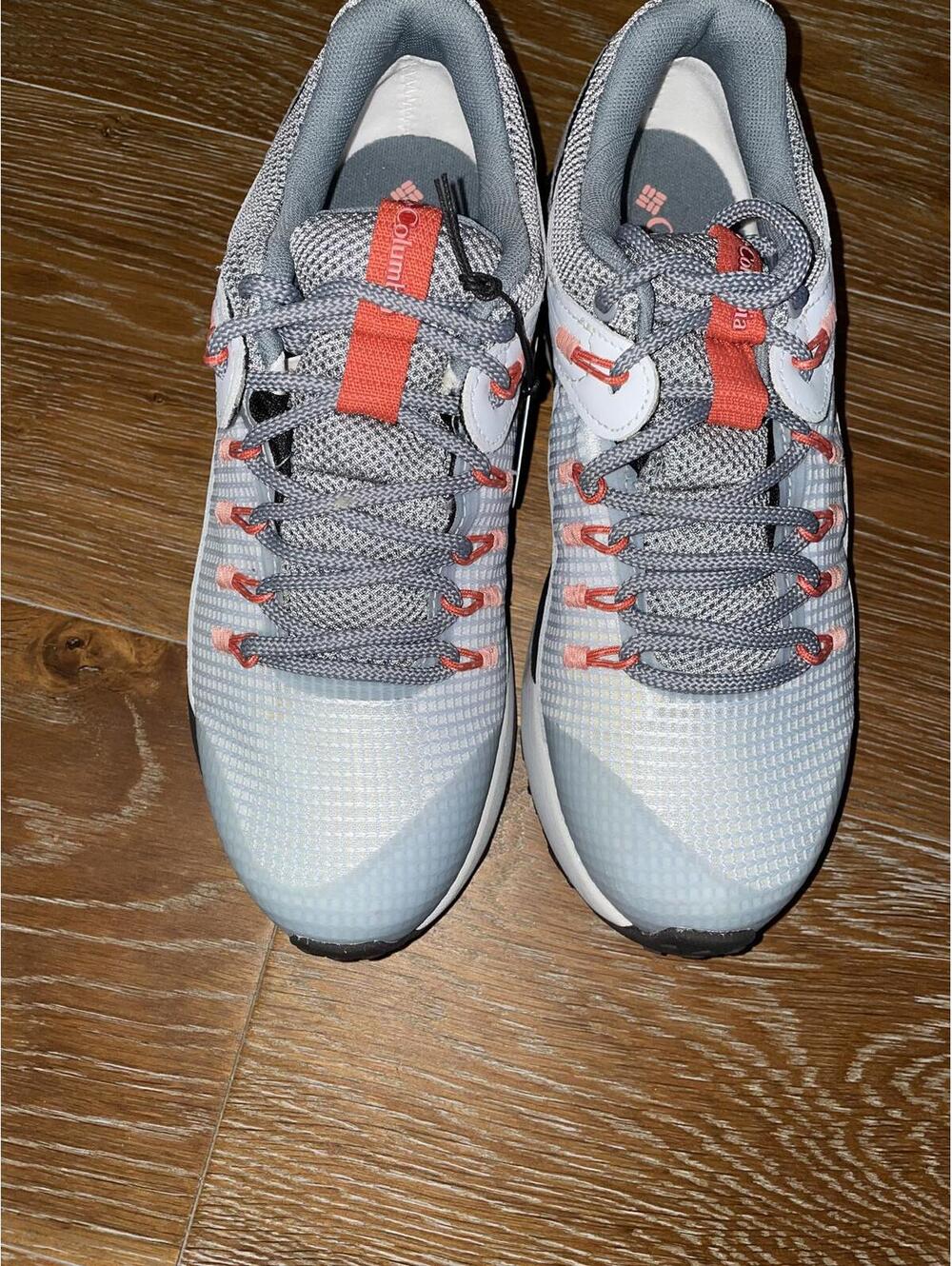 NWT Columbia Waterproof Men's Sneakers - Gray with Orange Accents size 8.5